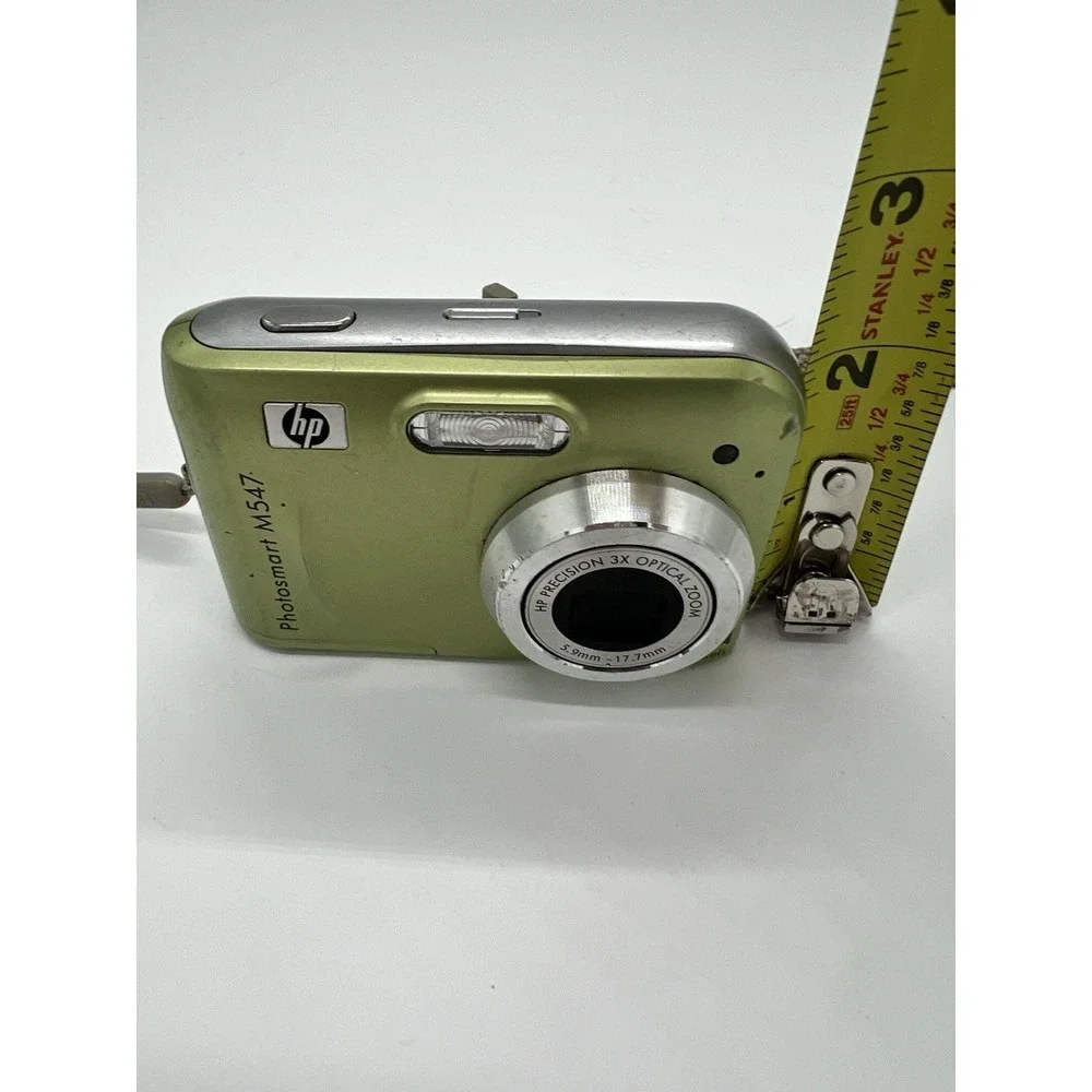 Lot Of 2 HP PhotoSmart M547 6.2MP Digital Cameras For Parts